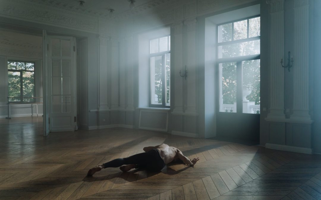 Danzare per essere. Danzare per abitare le proprie azioni.